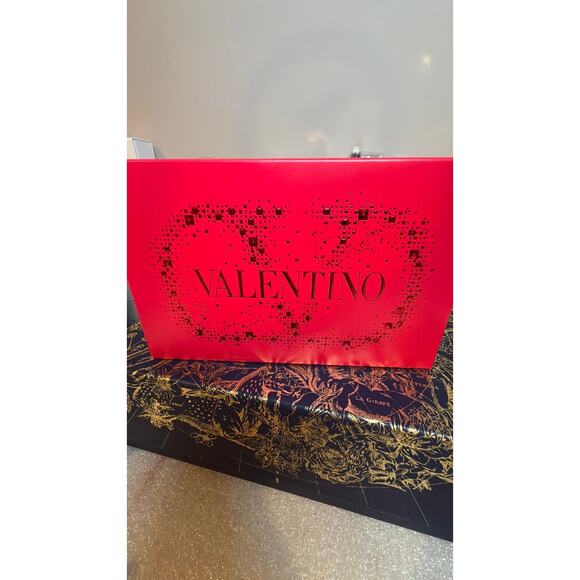 Valentino Rosso Holiday Lipstick Duo Bag Set - New In Box  Valentino Lipsticks Rosso Valentino 22R Refill/Falling for Nude 123R W/Bag